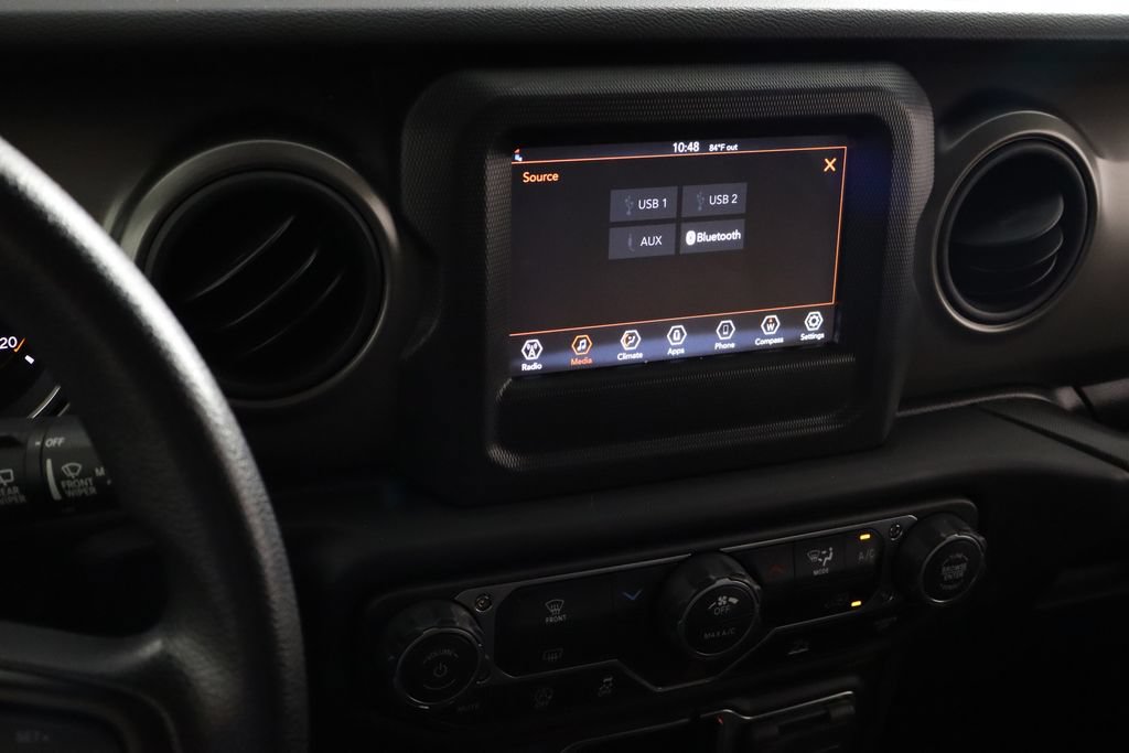 Used 2022 Jeep Wrangler Sport AWD/4WD image 18
