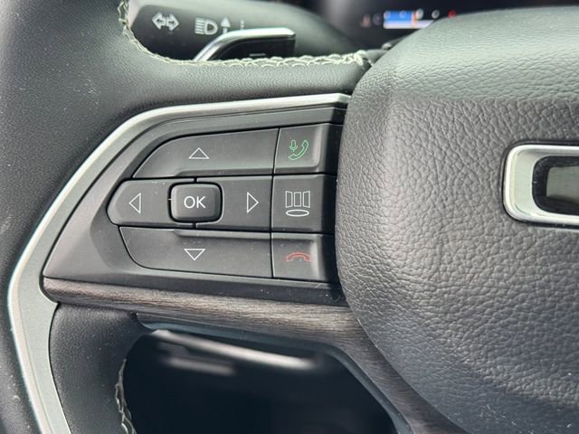 Certified 2023 Jeep Grand Cherokee L Limited w/ Trailer Tow Group (B) image 24