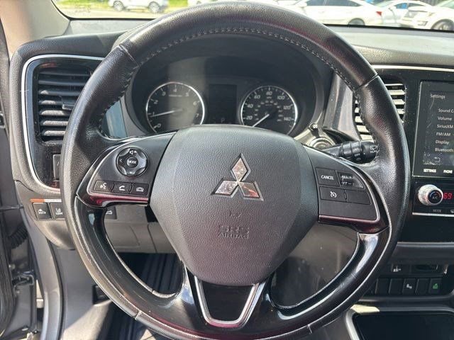 Used 2020 Mitsubishi Outlander SEL FWD image 16