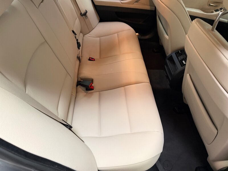 Used 2013 BMW 528i Sedan RWD image 20
