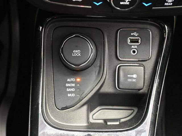 Used 2018 Jeep Compass Limited w/ Navigation Group image 41