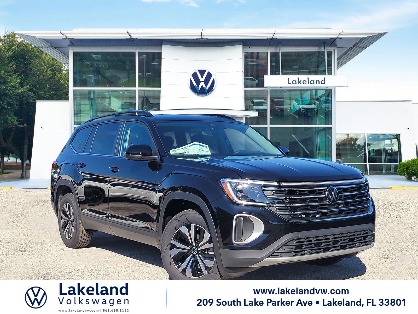 New 2026 Volkswagen Atlas SE image 1