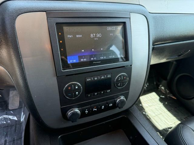 Used 2014 Chevrolet Silverado 2500 LTZ w/ LTZ Plus Package AWD/4WD image 24