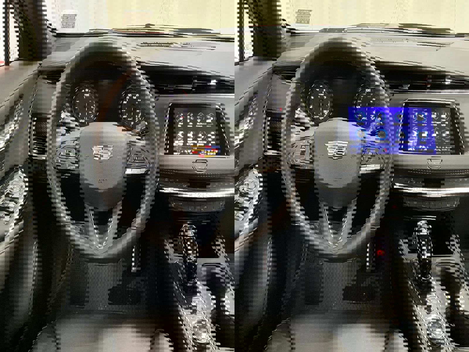 Used 2023 Cadillac XT4 Sport image 6