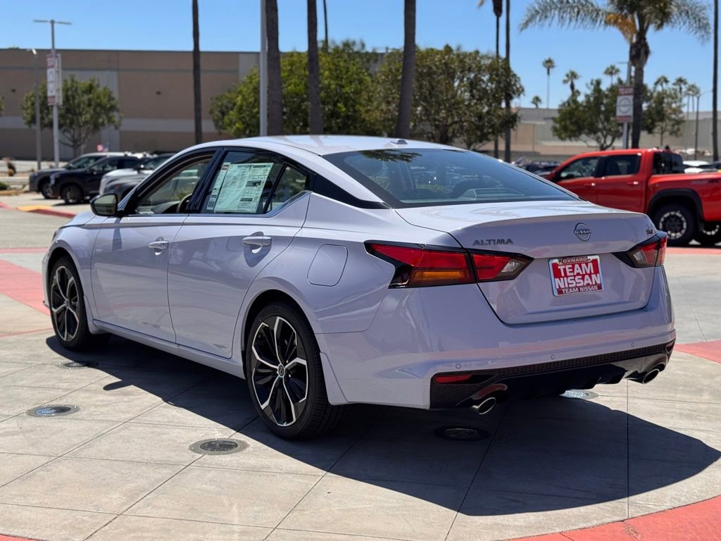 New 2025 Nissan Altima 2.5 SR w/ SR Premium Package image 5