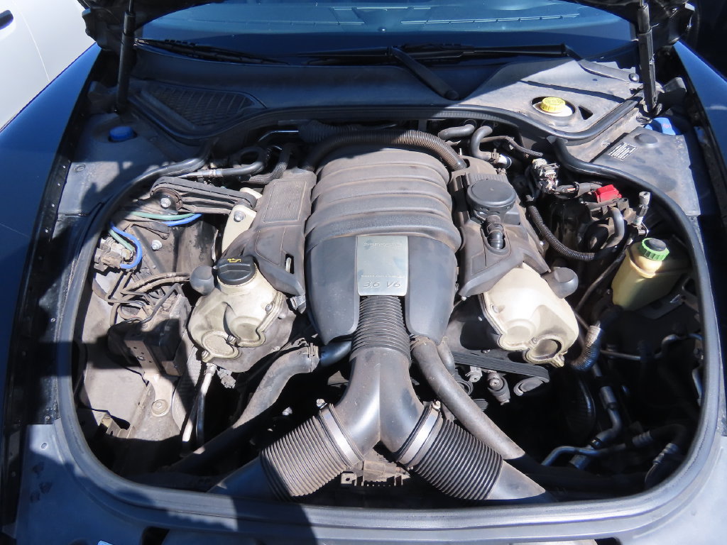 Used 2013 Porsche Panamera 4 image 13