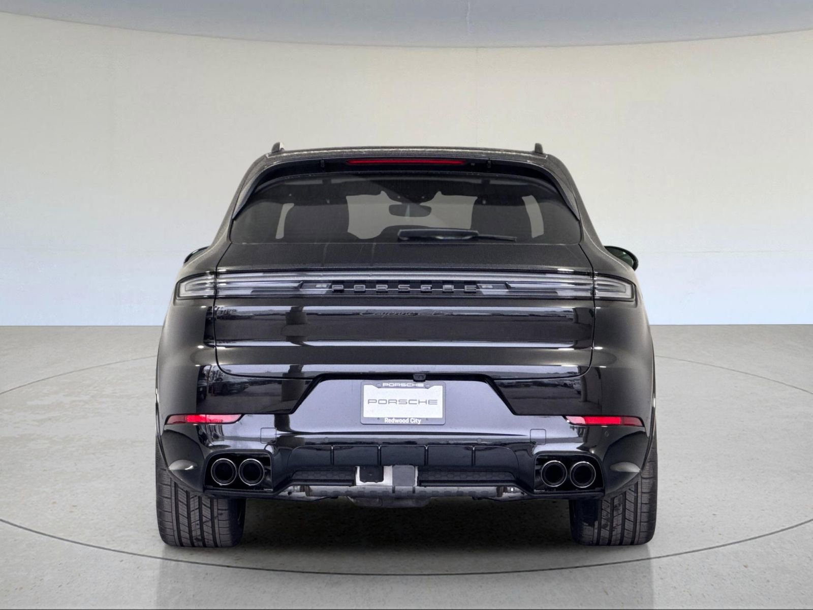 New 2026 Porsche Cayenne GTS image 7
