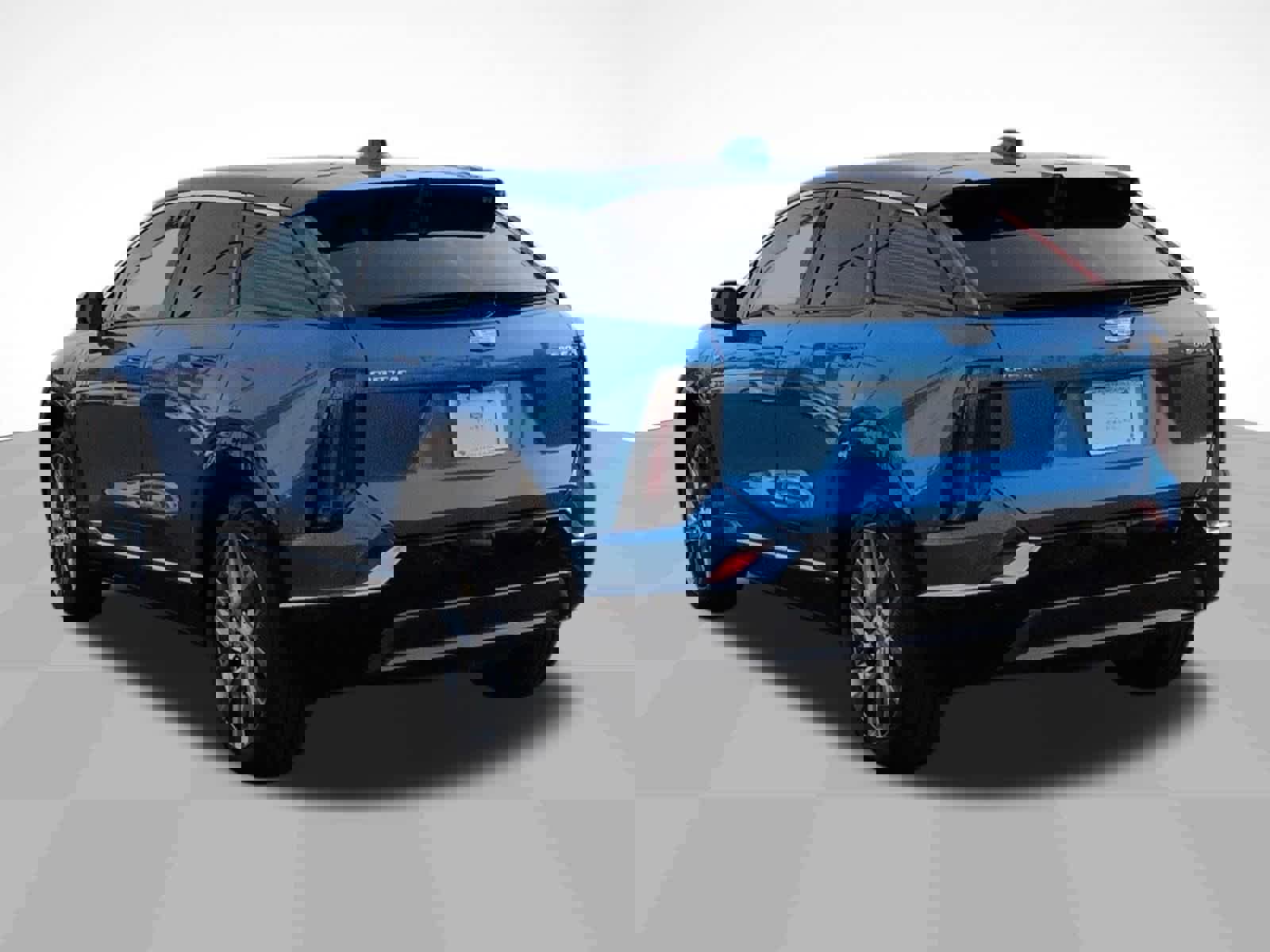 New 2025 Cadillac Optiq Luxury 1 image 7