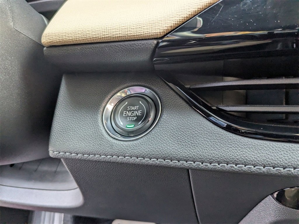 Certified 2025 Buick Enclave Preferred w/ Power Package image 23