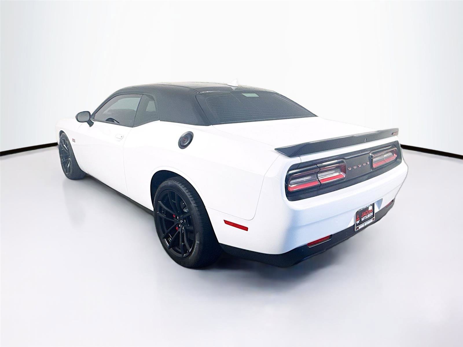Used 2023 Dodge Challenger R/T w/ Shaker Package image 20