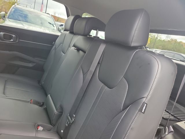 New 2026 Kia Sorento S image 10