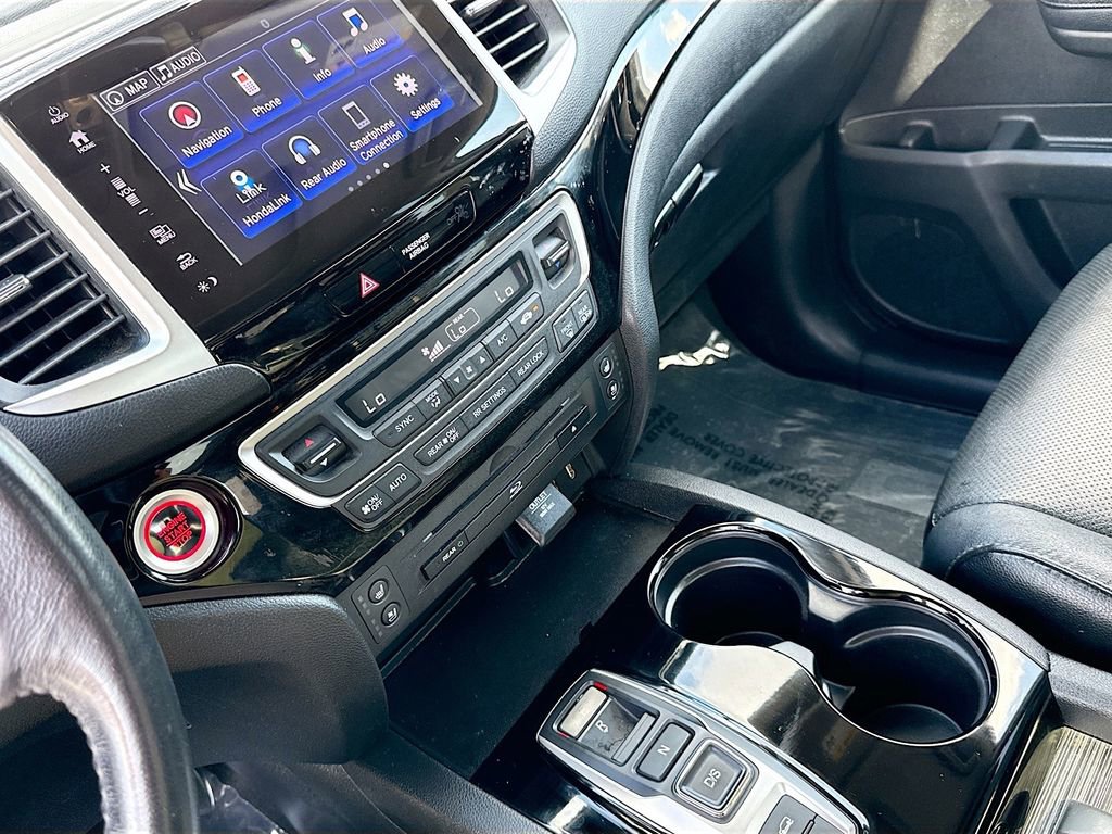 Used 2017 Honda Pilot Elite image 32