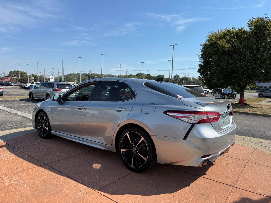 Used 2020 Toyota Camry XSE FWD image 4