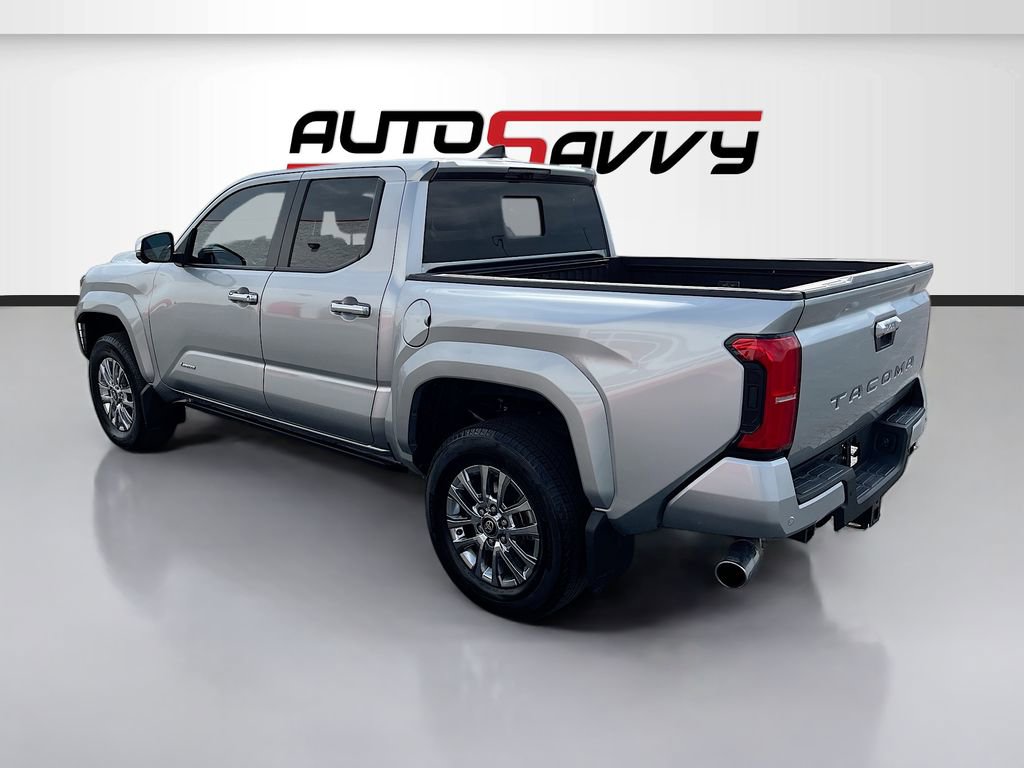 Used 2024 Toyota Tacoma Limited w/ Limited Package (LT) AWD/4WD image 5