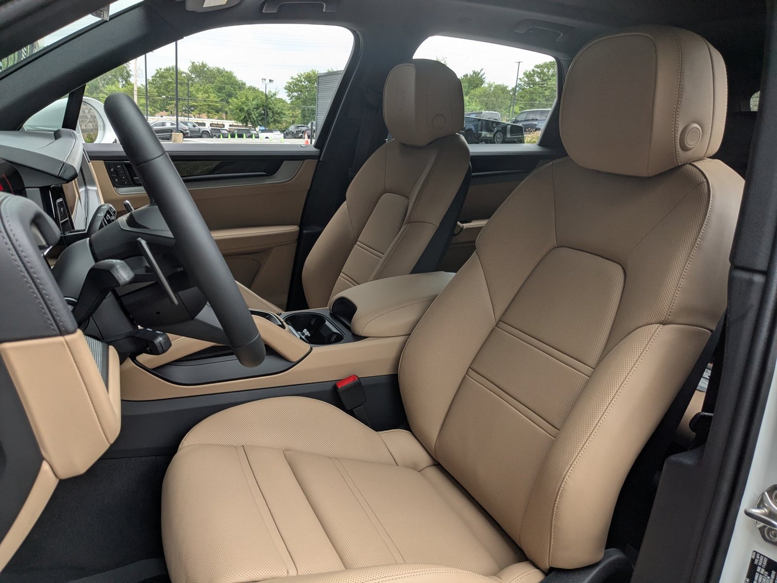 New 2026 Porsche Cayenne AWD/4WD image 5