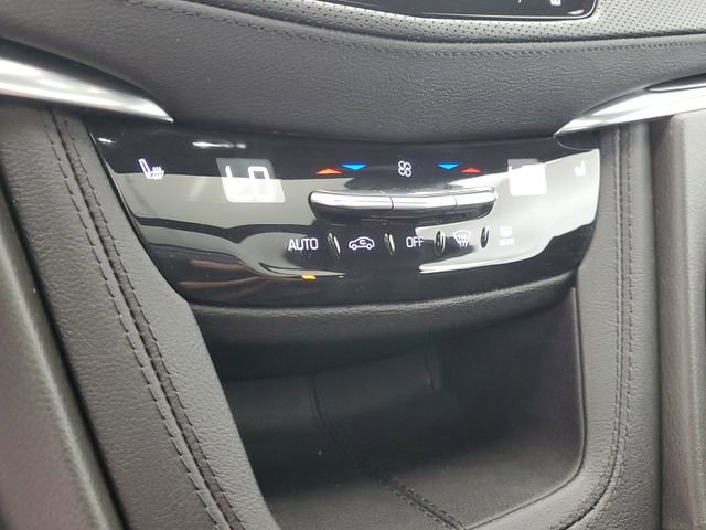 Used 2023 Cadillac XT5 Premium Luxury w/ Technology Package image 30