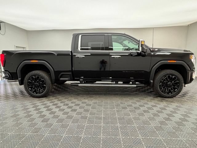 New 2026 GMC Sierra 2500 Denali w/ Denali Reserve Package AWD/4WD image 9