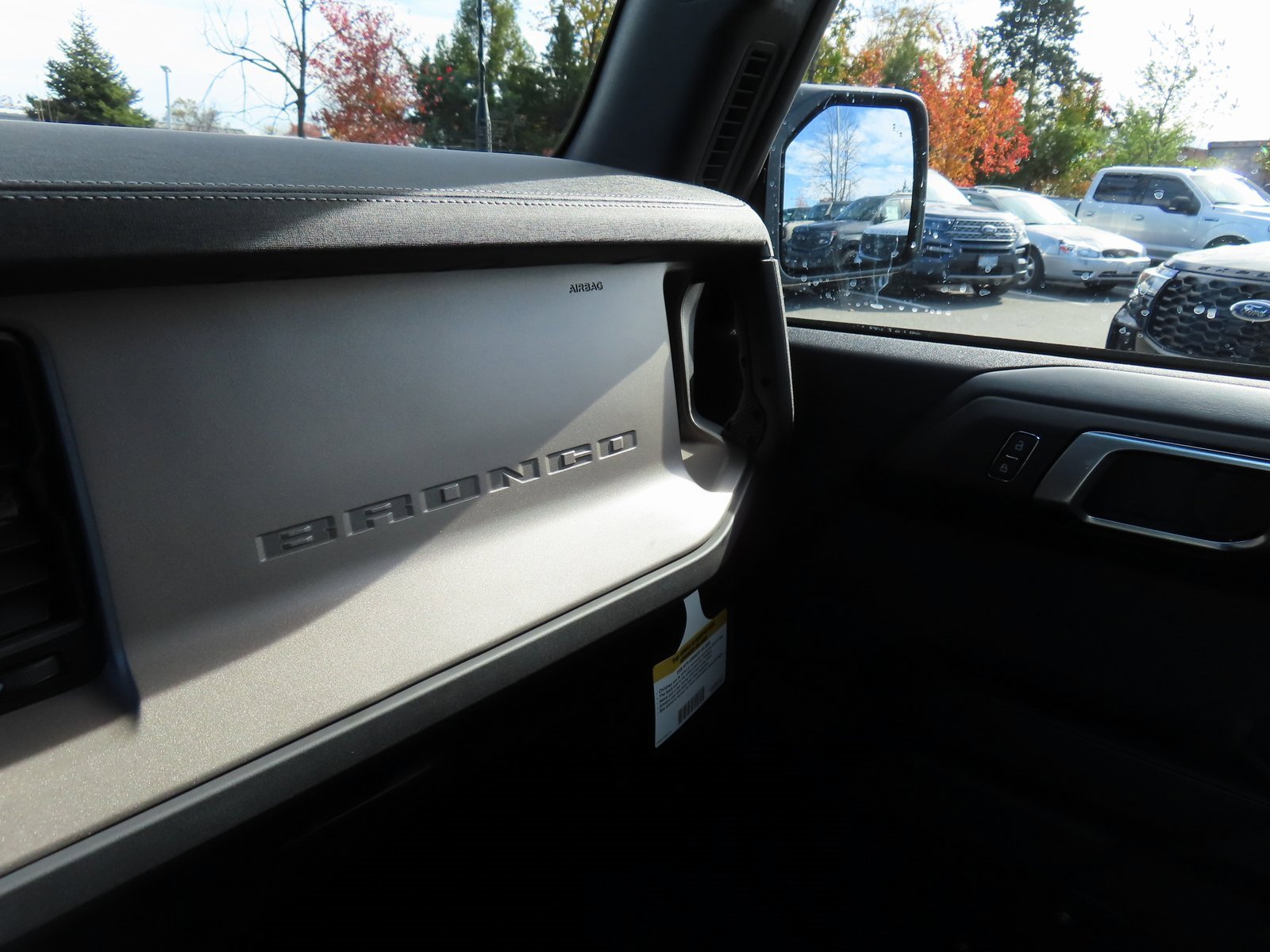 New 2025 Ford Bronco Outer Banks image 12