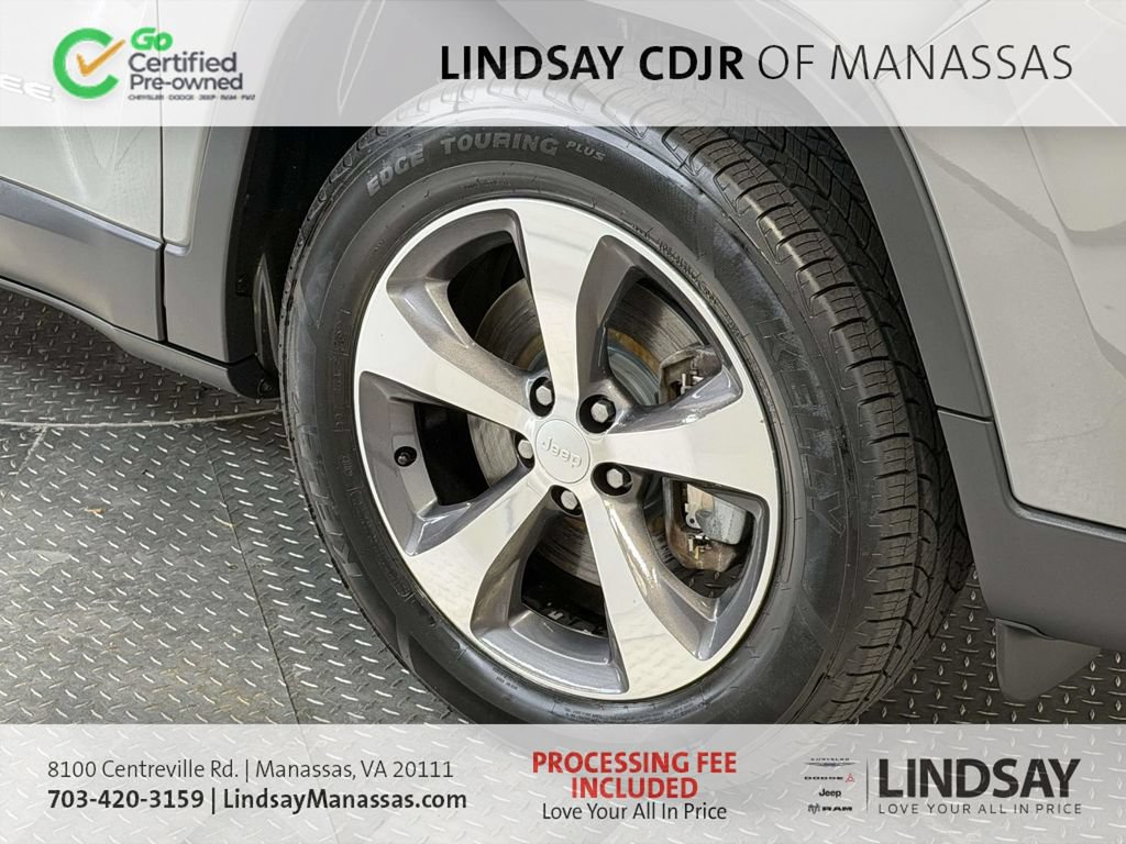 Certified 2020 Jeep Cherokee Limited AWD/4WD image 11