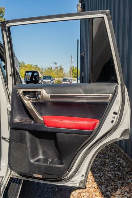 Used 2020 Lexus GX 460 Premium image 39