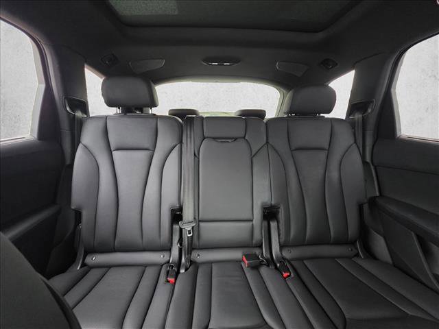 Used 2021 Audi Q7 3.0T Prestige w/ Prestige Package AWD/4WD image 12