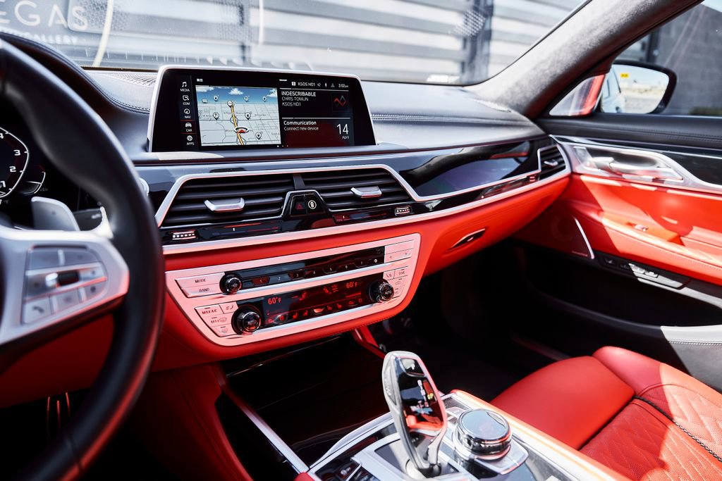 Used 2022 BMW M760i xDrive w/ Luxury Rear Seating Package image 73