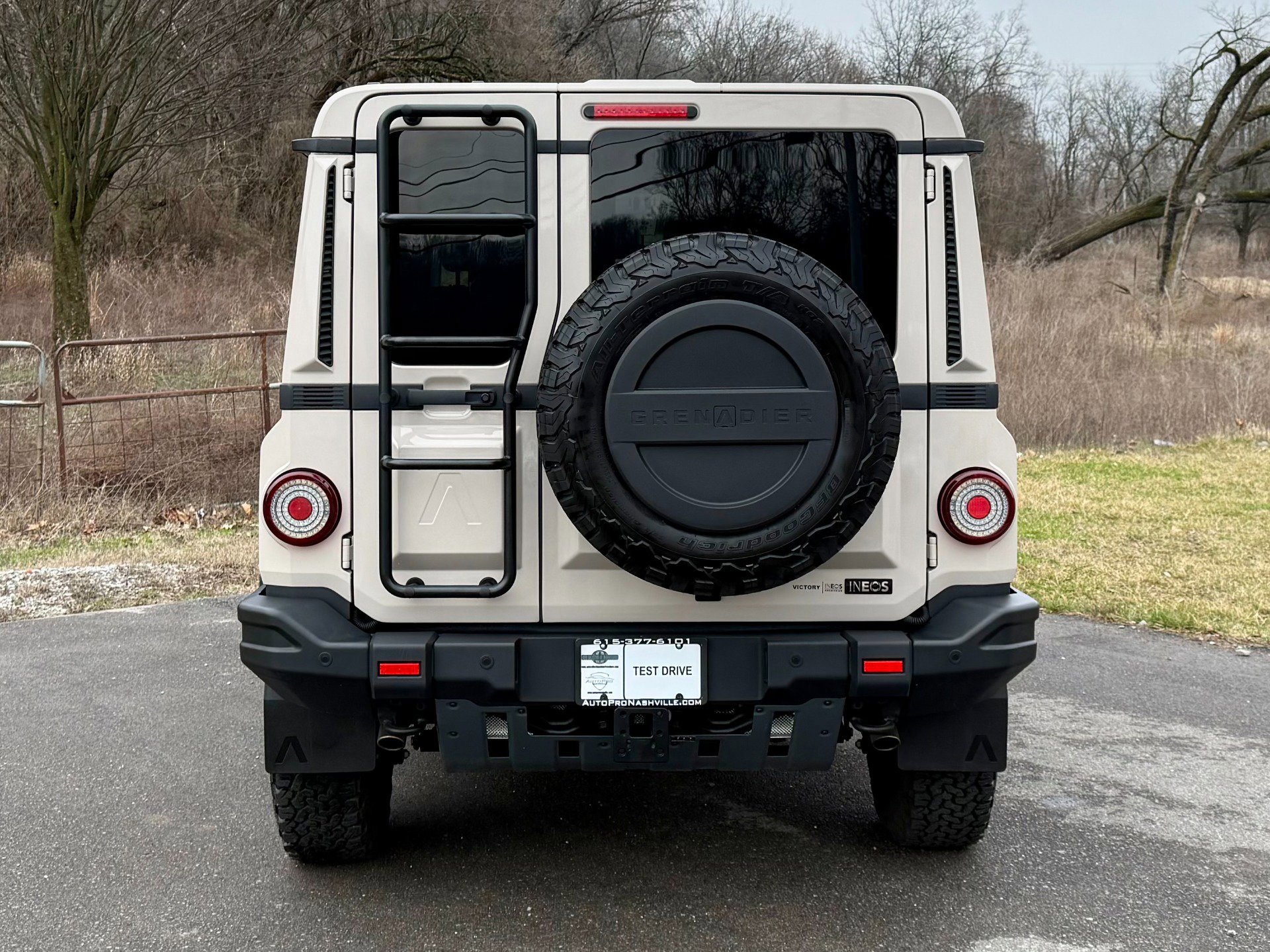 Used 2025 INEOS Grenadier image 5