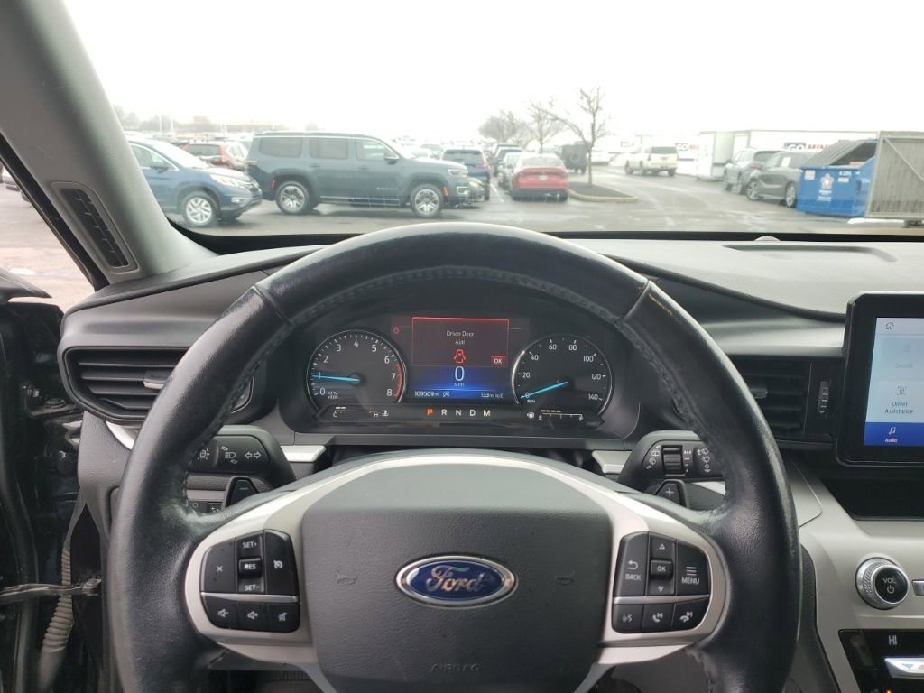 Used 2020 Ford Explorer XLT w/ Comfort Package image 10