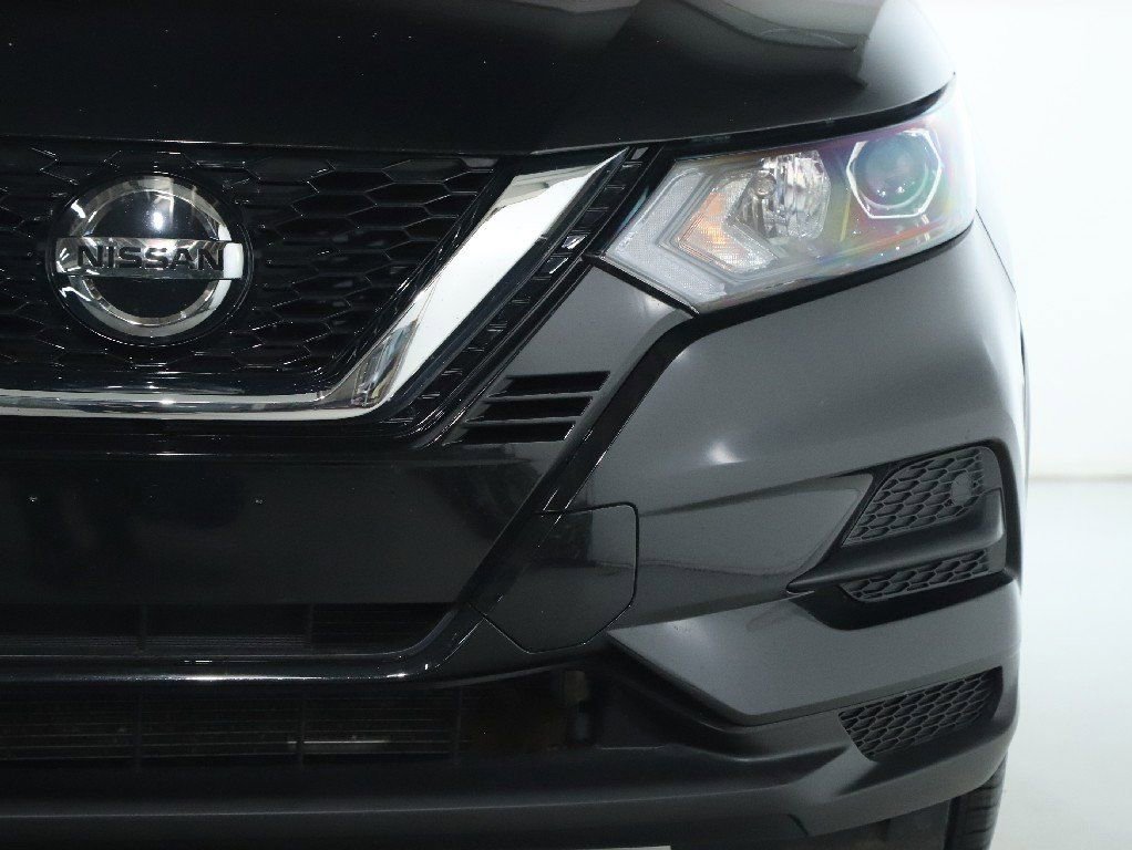 Certified 2022 Nissan Rogue Sport S image 9