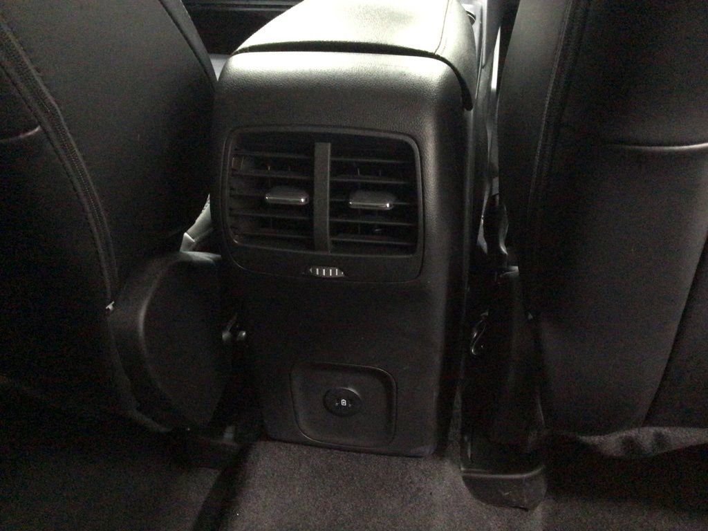 Used 2024 Ford Escape Platinum image 26