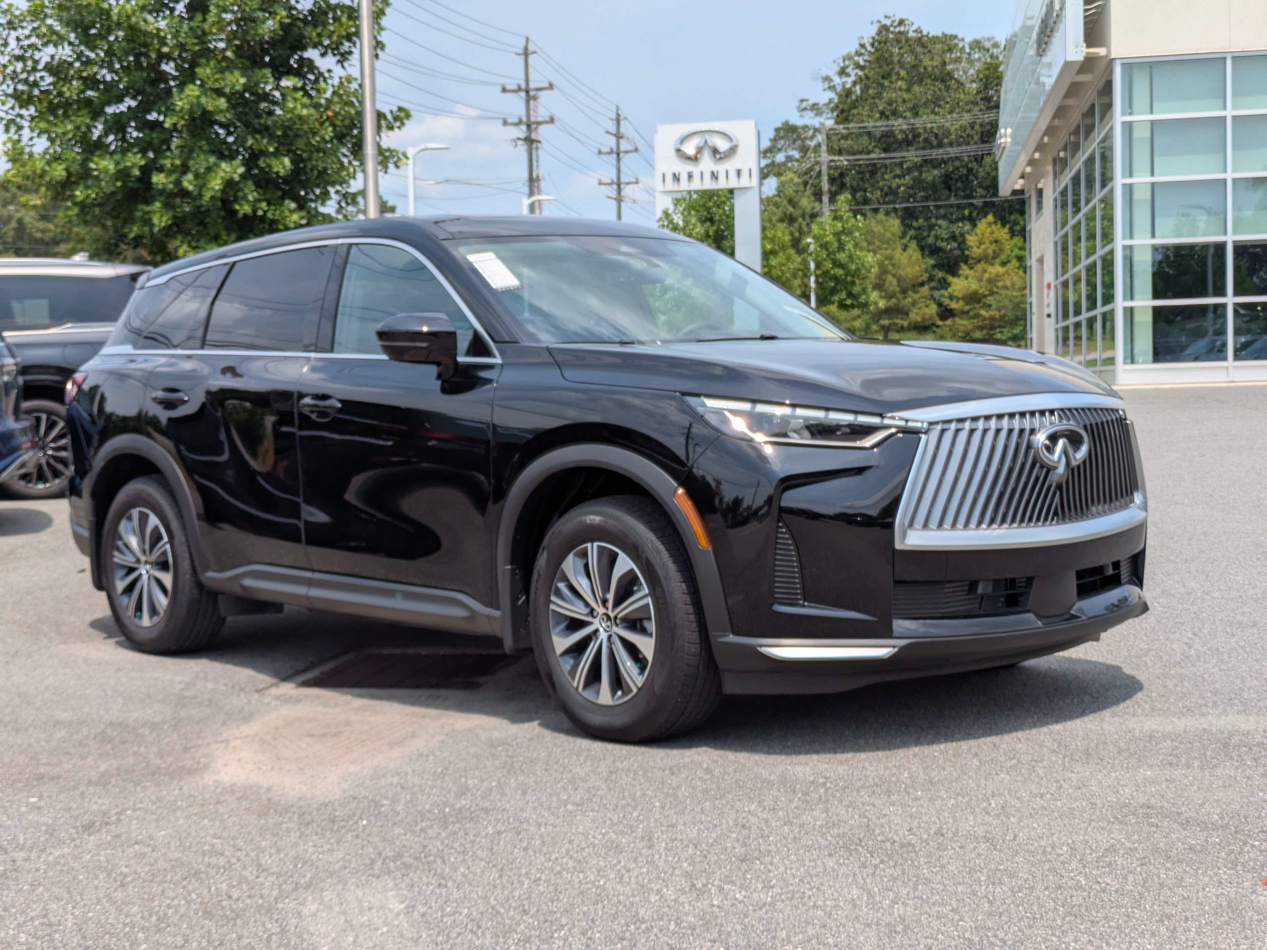 Used 2026 INFINITI QX60 Pure w/ Cargo Package