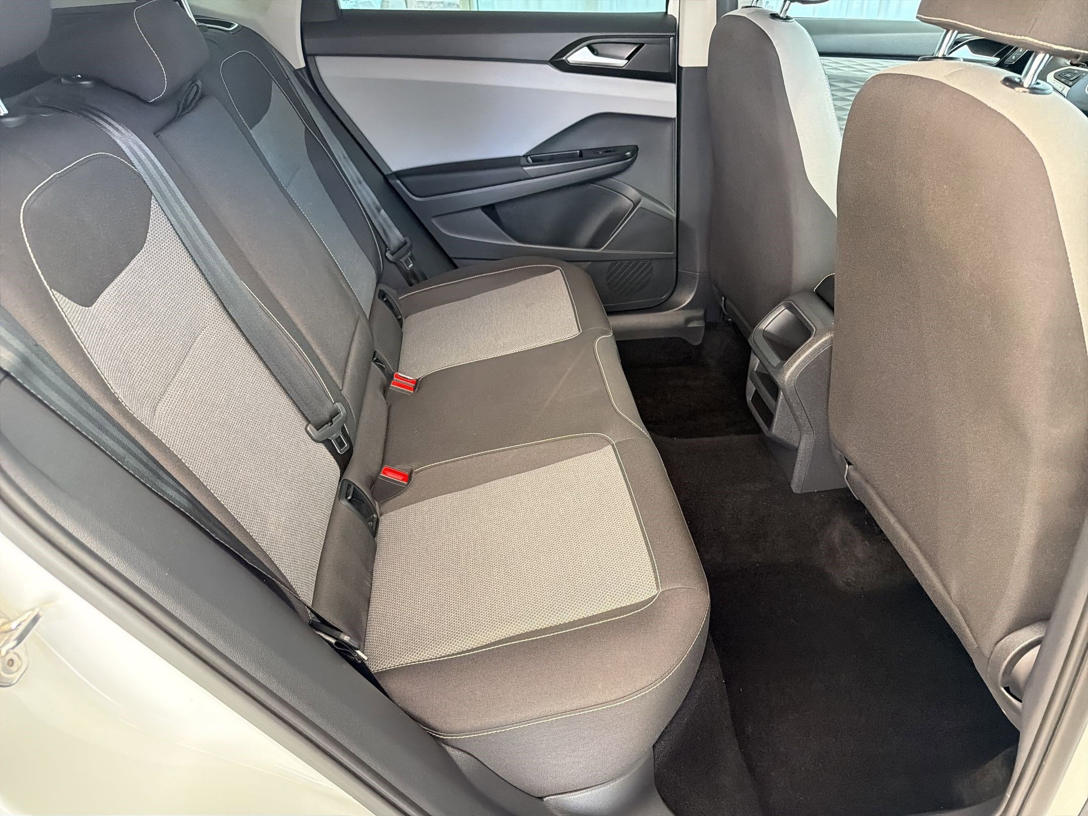 Used 2023 Volkswagen Taos S image 27