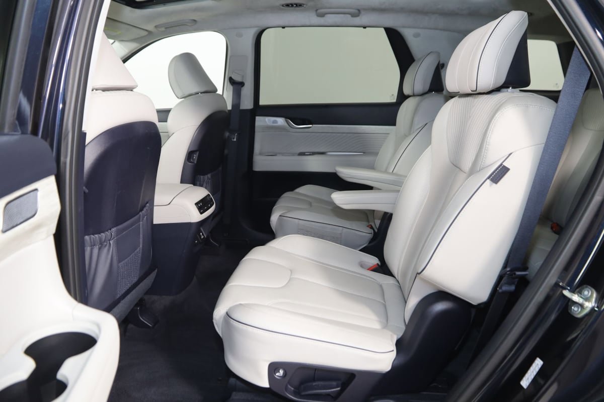 Used 2024 Hyundai Palisade Calligraphy FWD image 58