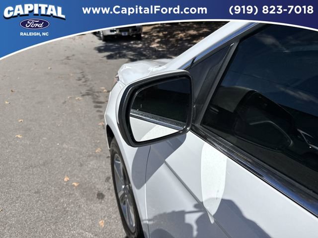 Used 2022 Ford Edge SEL w/ Convenience Package image 12