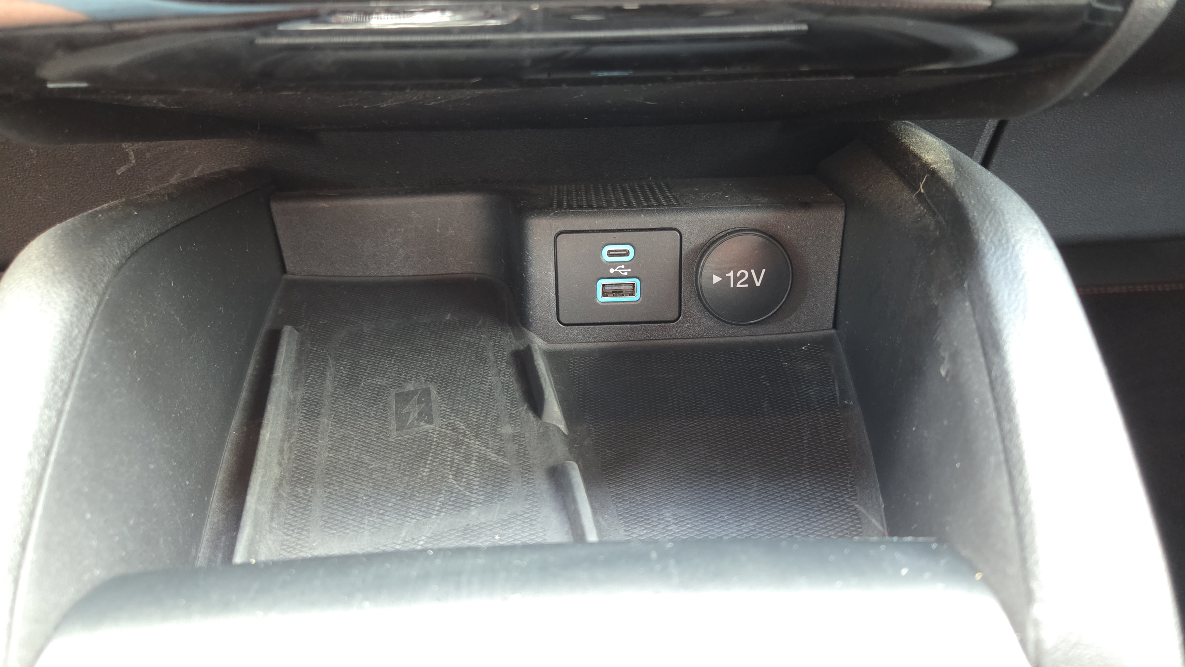 Used 2023 Ford Escape ST-Line Elite w/ Premium Technology Package AWD/4WD image 27