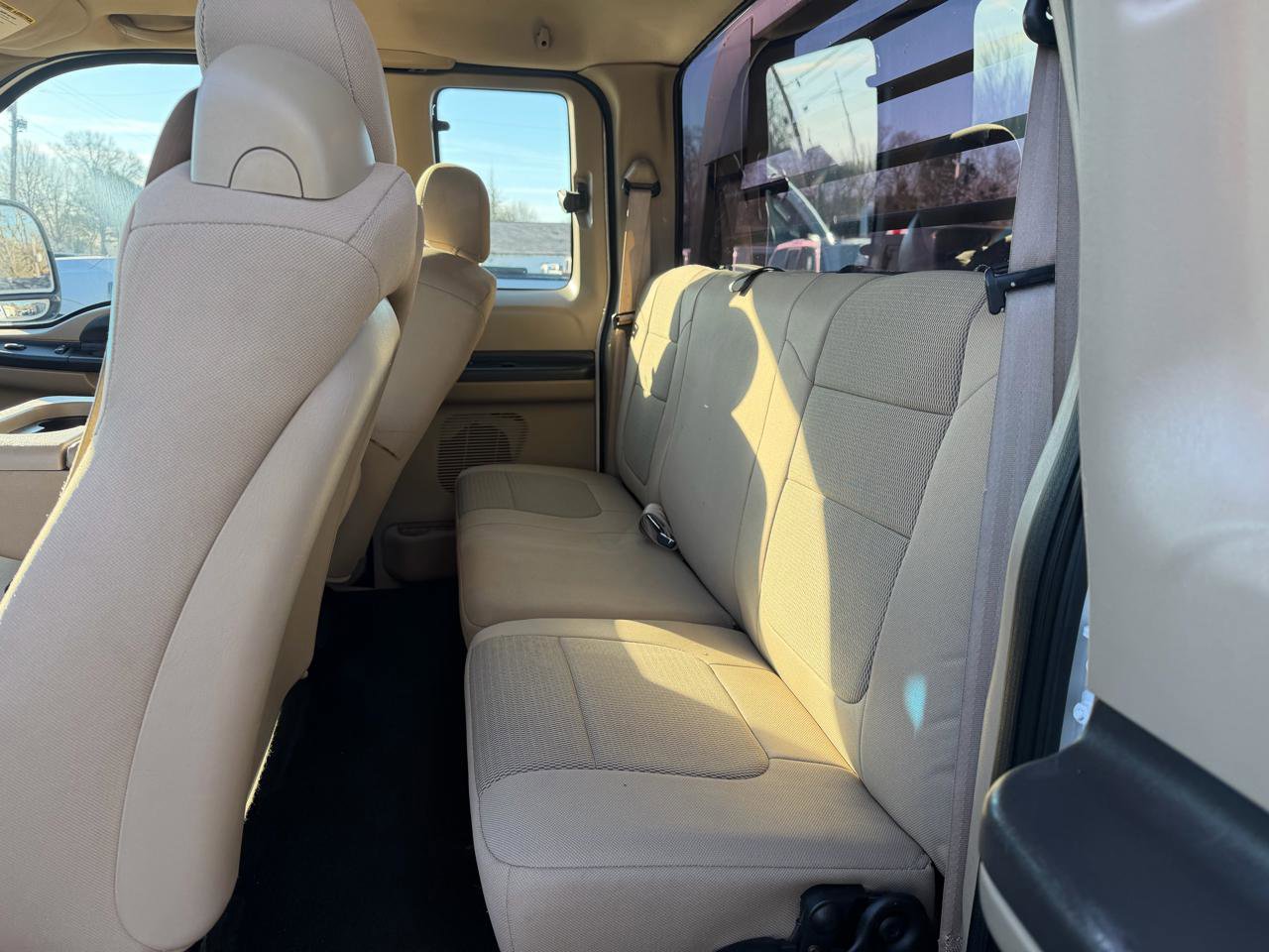 Used 2006 Ford F350 Lariat AWD/4WD image 10