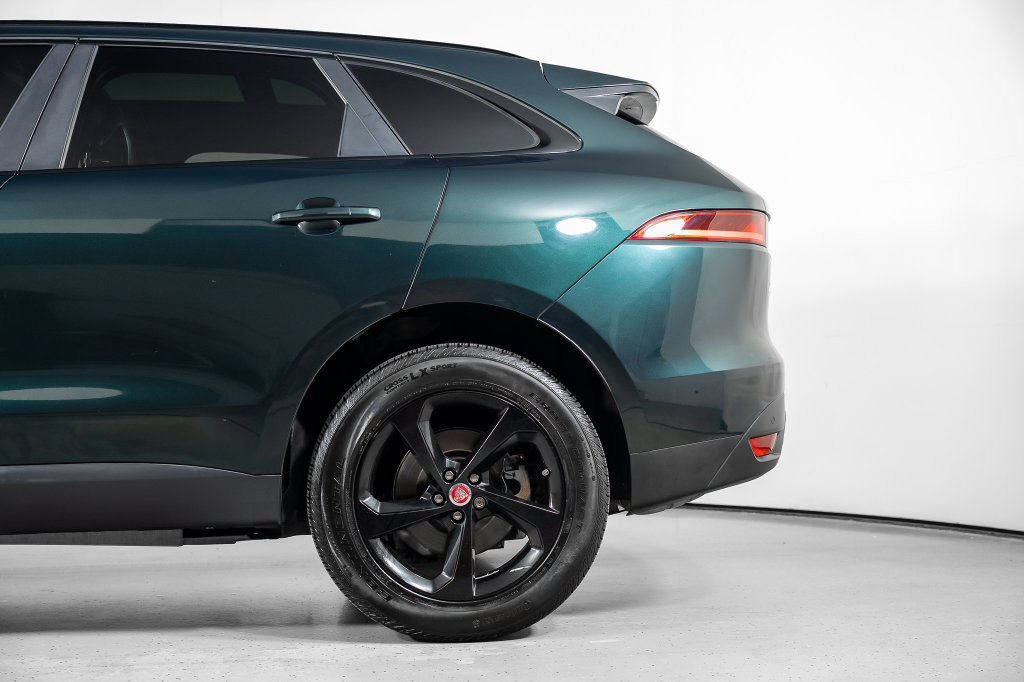 Used 2018 Jaguar F-PACE Premium AWD/4WD image 15