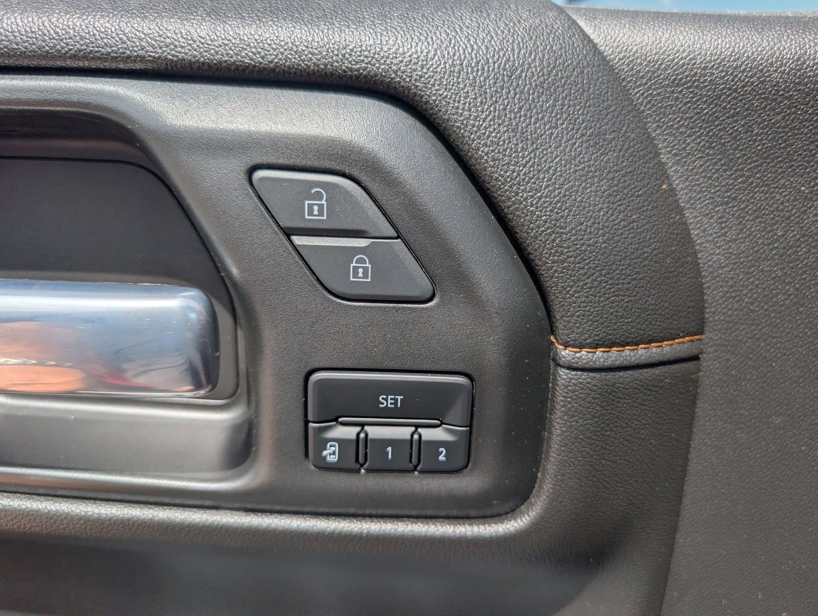 Used 2021 GMC Sierra 1500 AT4 AWD/4WD image 16