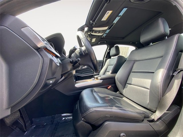 Used 2016 Mercedes-Benz E 350 4MATIC Sedan image 9