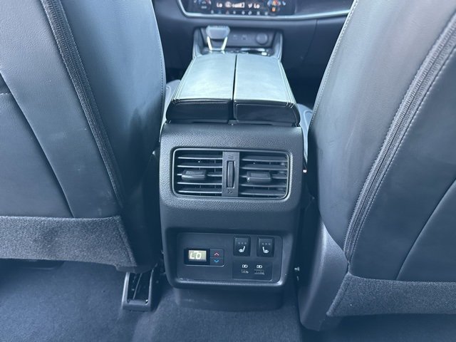 Used 2023 Nissan Rogue Platinum w/ Platinum Premium Package image 29