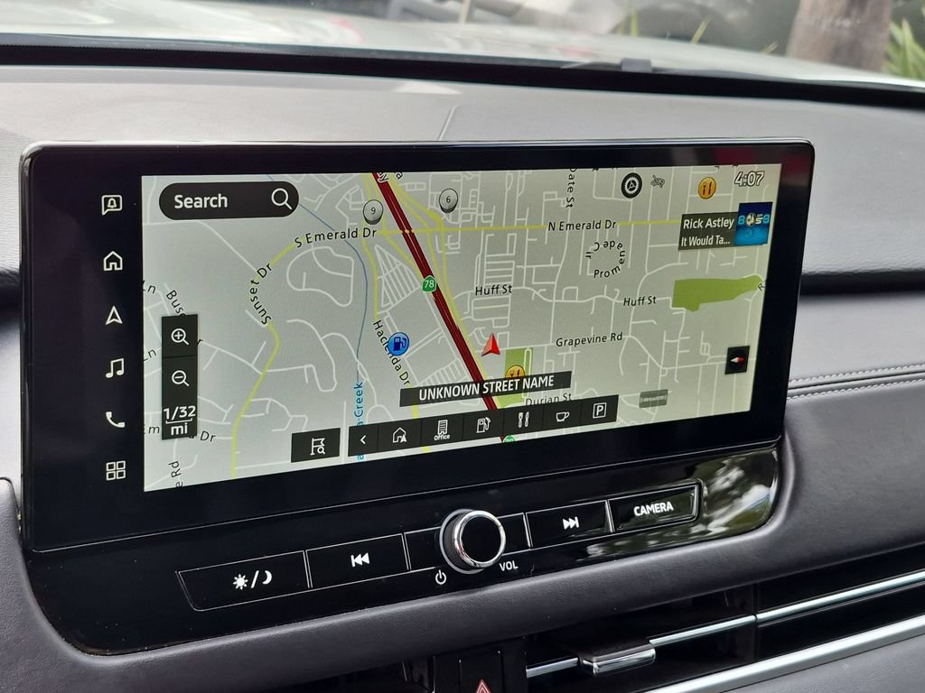 Used 2025 Mitsubishi Outlander SE AWD/4WD image 17