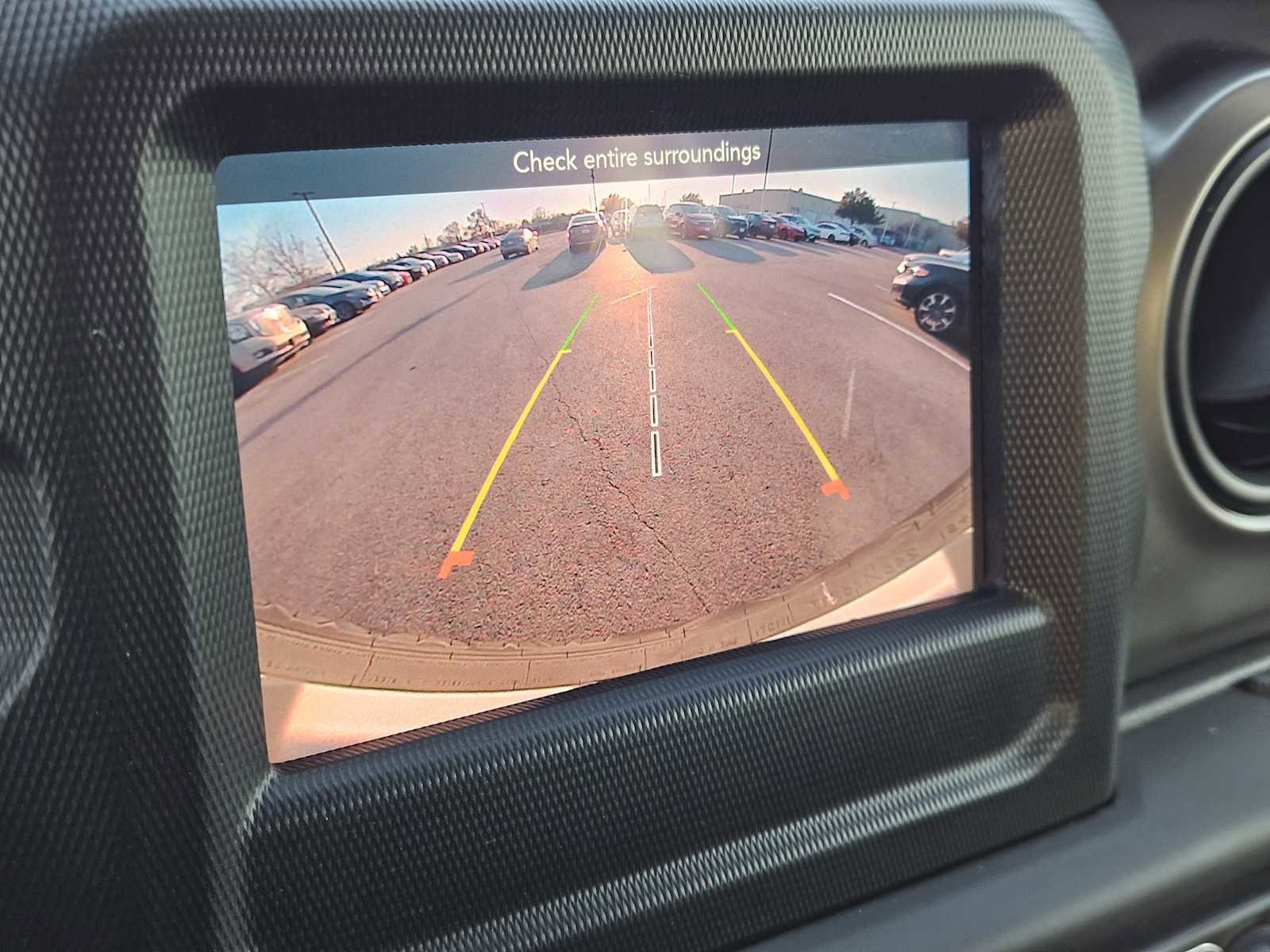 Used 2019 Jeep Wrangler Unlimited Sport S image 18