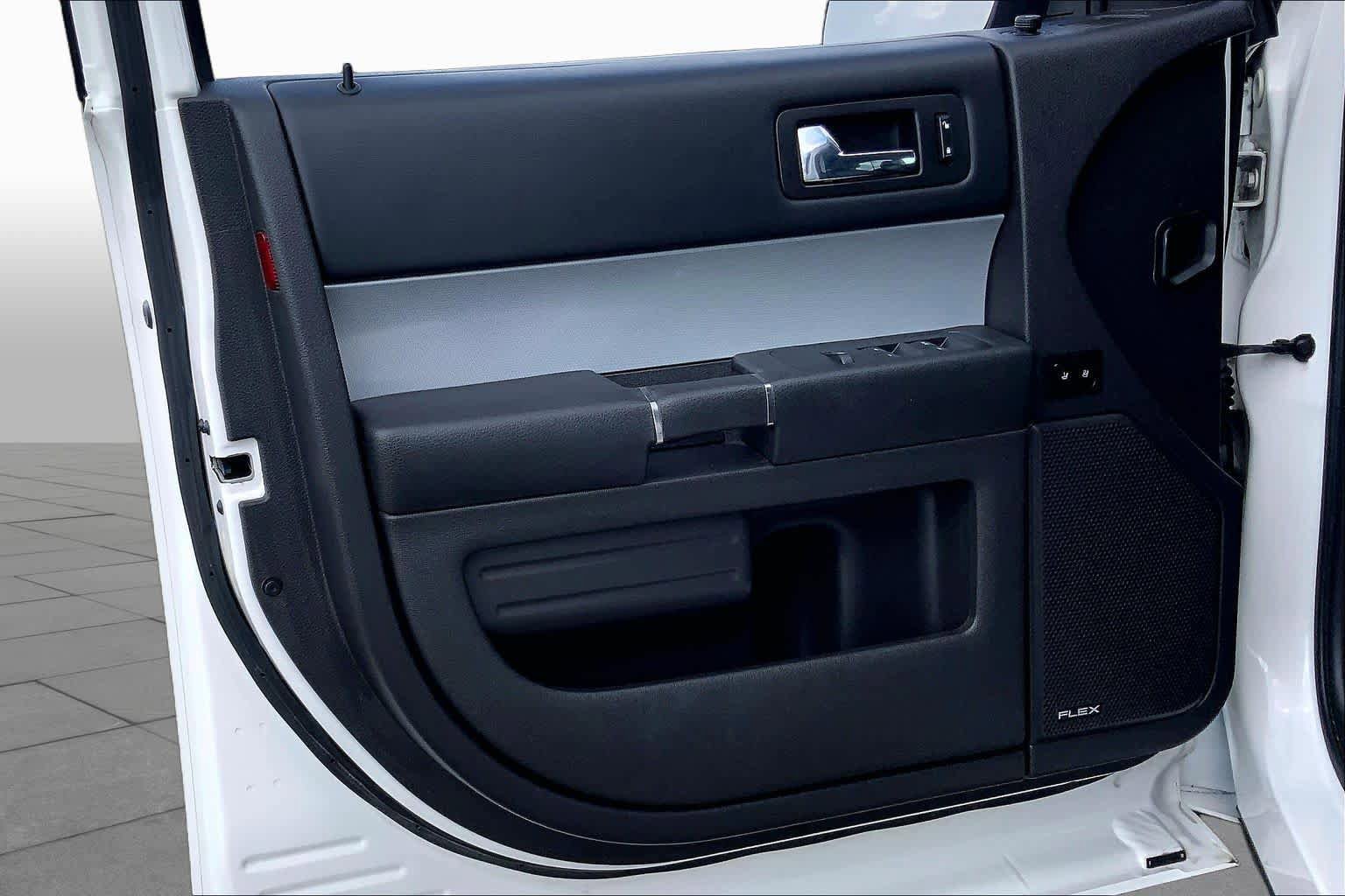 Used 2014 Ford Flex SEL w/ Equipment Group 202A FWD image 21