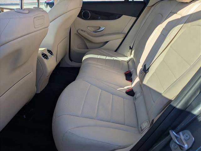 Used 2019 Mercedes-Benz GLC 300 image 17