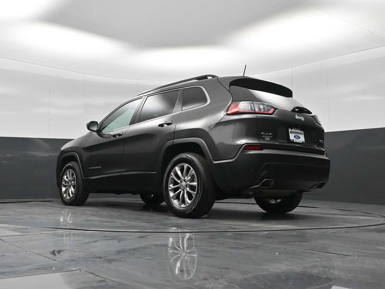 Used 2022 Jeep Cherokee Latitude Lux w/ Sun & Sound Group image 22
