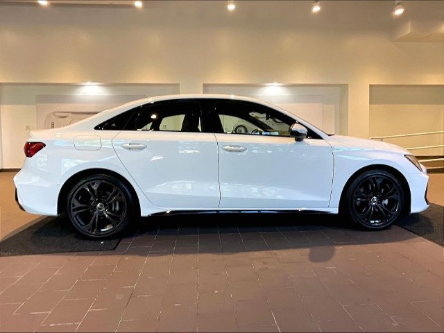 Used 2026 Audi A3 2.0T Premium Plus w/ Premium Plus Package AWD/4WD image 9
