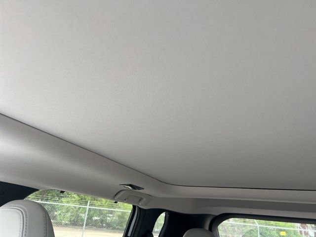 Used 2025 Mitsubishi Outlander SEL image 29