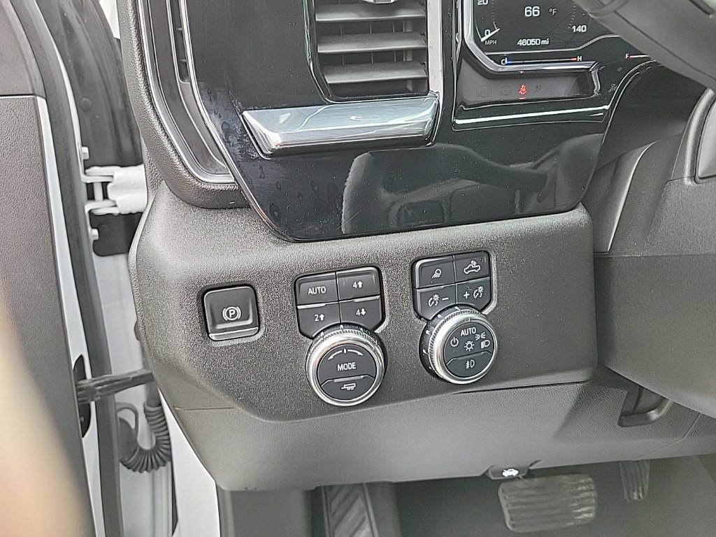 Used 2025 GMC Sierra 2500 SLT AWD/4WD image 11