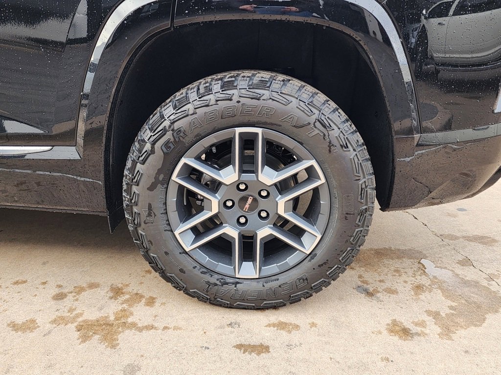 New 2026 GMC Terrain AT4 w/ Convenience Package III image 55