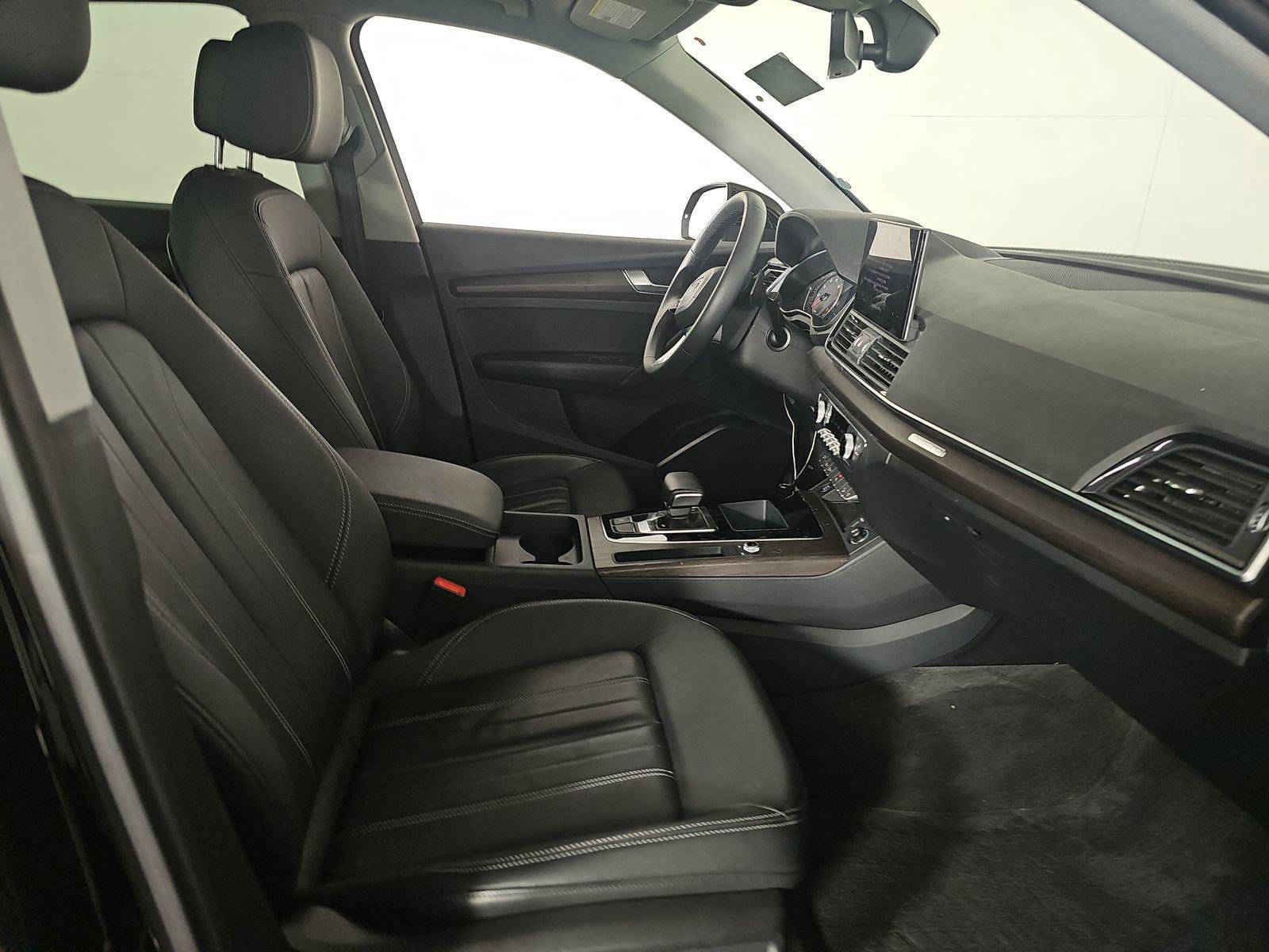 Used 2023 Audi Q5 2.0T Premium w/ Convenience Package AWD/4WD image 6